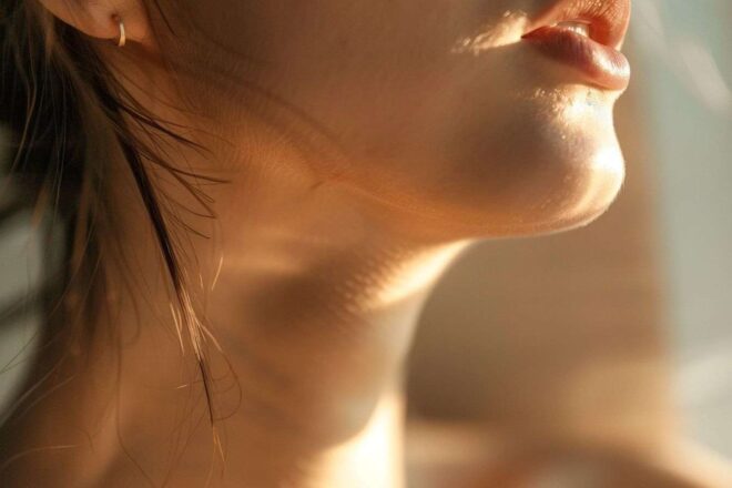 Gros plan d une zone du cou lisse